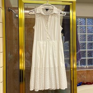 Ann Taylor White Collared eyelet dress size 4 EUC
